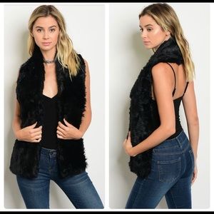 FurryBlack Scarf Wrap with Pockets and Buttons